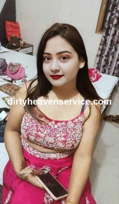 female Call Girls in Delhi